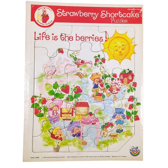 VTG Strawberry Shortcake Tray Frame Puzzle Craft Master 1981 Life is the Berries - Picture 1 of 3